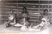 nil (women making mats)