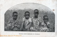Quatre petits chrétiens du Zanzibar