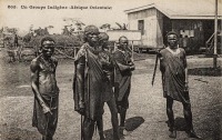 Un groupe indigène (Afrique Orientale)- In front of Kikuyu Station