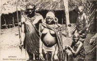 AFRIQUE Guerrier Kikouyou et sa femme