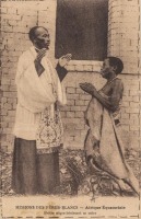 Prêtre nègre bénissant sa mère