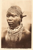 Afrique orientale - Jeune fille Kikuyu