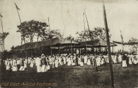 Sur la place Royale, un jour de fête